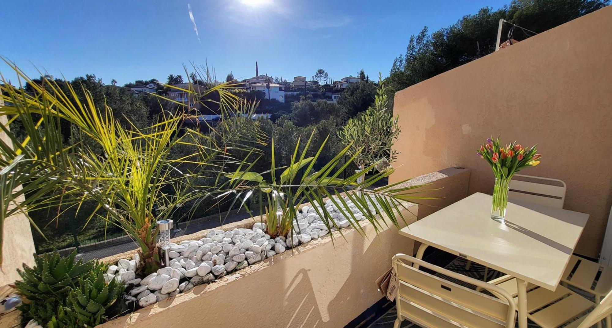 Appartement En Residence Avec Piscine Bandol Exterior foto
